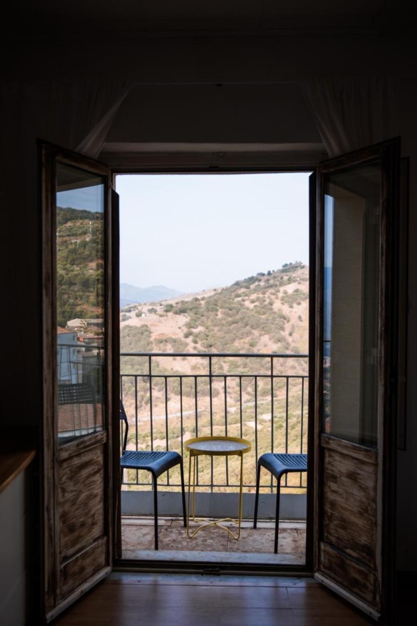 קסטיליונה די סיציליה Le Chevalier Apartment מראה חיצוני תמונה
