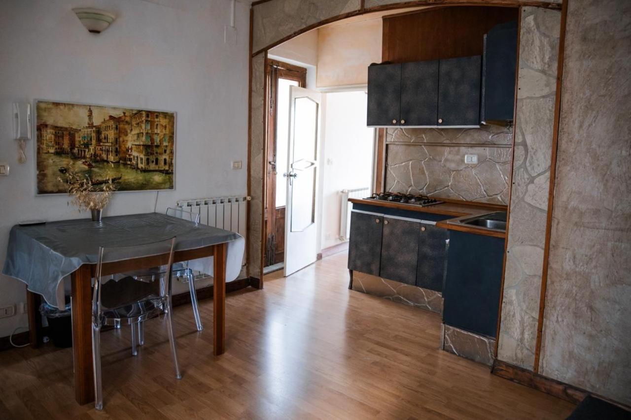 קסטיליונה די סיציליה Le Chevalier Apartment מראה חיצוני תמונה